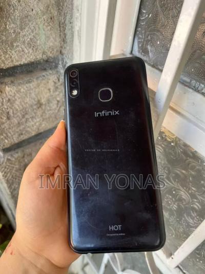 Infinix Hot 8 Lite 32 GB Black
