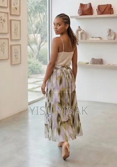 Elegant Botanical Print Pleated Maxi Skirt