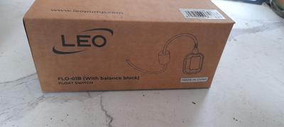 Leo floating switch