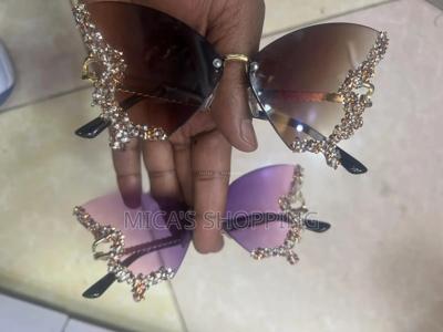 Eye Glass Butter Fly Birabiro Meneser