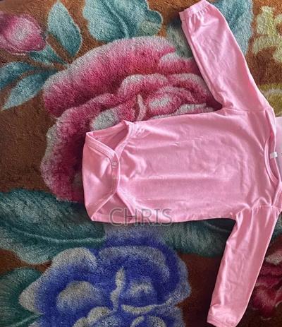 4 6 Piece Baby Bodysuit Set – Soft Colorful Baby Essentials