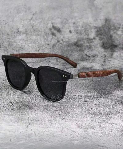 Men Fashion Glass