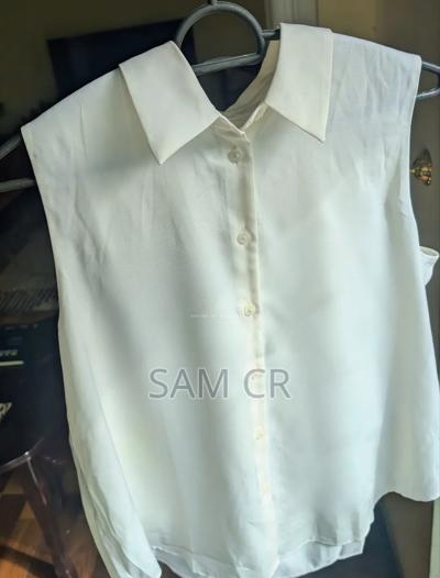 Women's Top Size Small