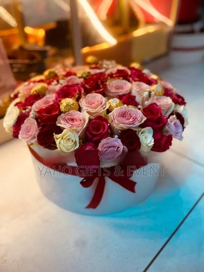 Table Flower With Chocolate