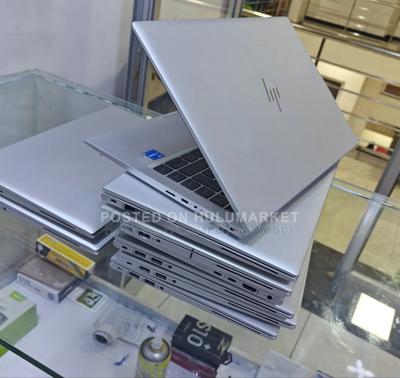 New Laptop HP EliteBook 830 G8 16GB Intel Core i5 SSD 512GB