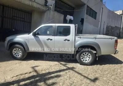 Mazda BT-50 2010 White