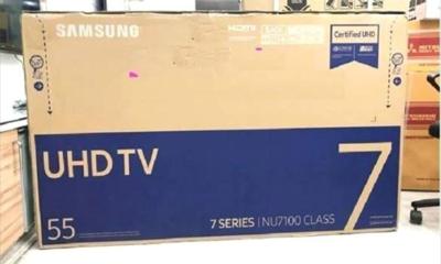 SAMSUNG 55" UHD 4K SMART TV