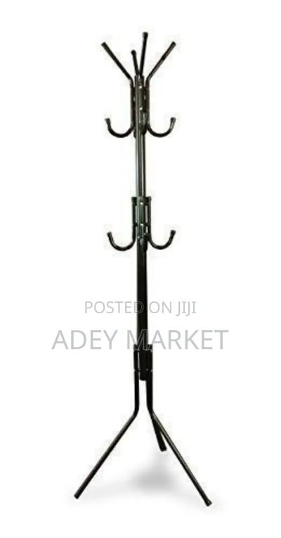 12 Hook Coat Hanging Stand