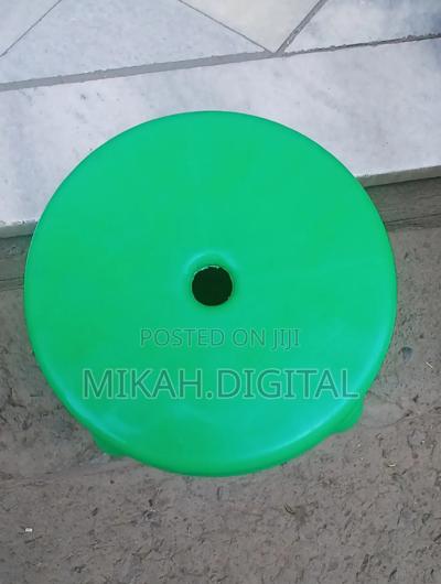 Circular Mini Plastic Chair (Closed Side)