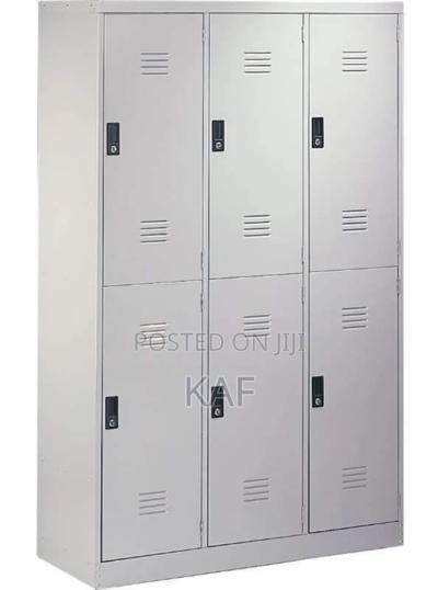 6 Metal Locker
