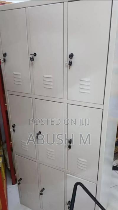 Locker(9 Doors