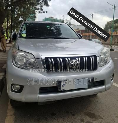 Toyota Land Cruiser Prado 2013 Silver