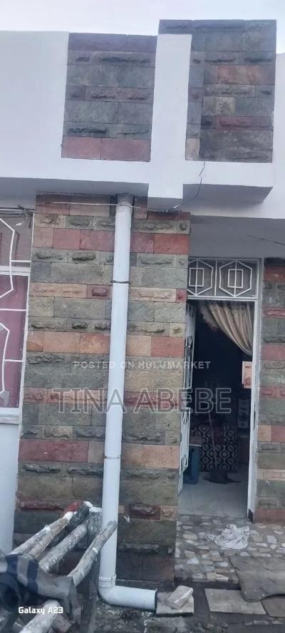 5bdrm House in Nifas Silk-Lafto for sale