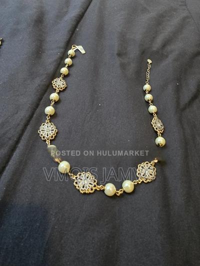 1. Classic Pearl Necklace for Ladies