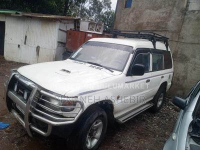 Mitsubishi Pajero Junior 1998 White