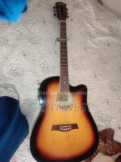 Box Guitar