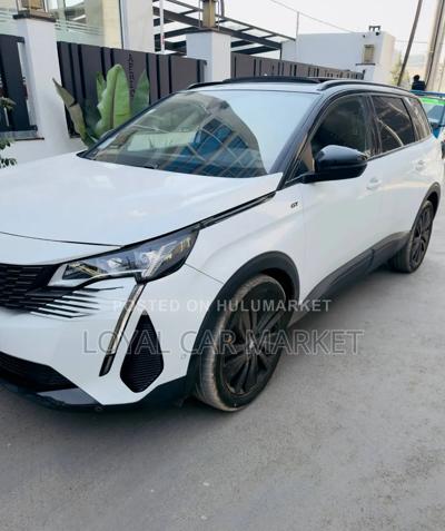 Peugeot 5008 2021 White