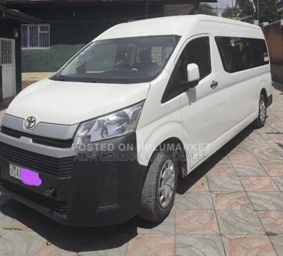 Toyota HiAce 2020