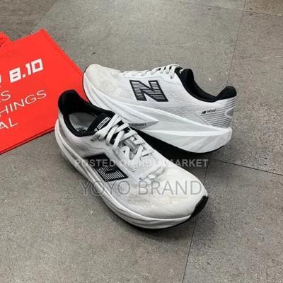New Balance Fuelcell Rebel V5 Running White/Black