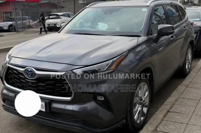 Toyota Highlander Hybrid 2023 Gray