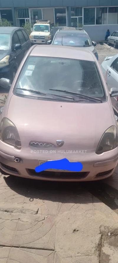 Toyota Vitz 2004