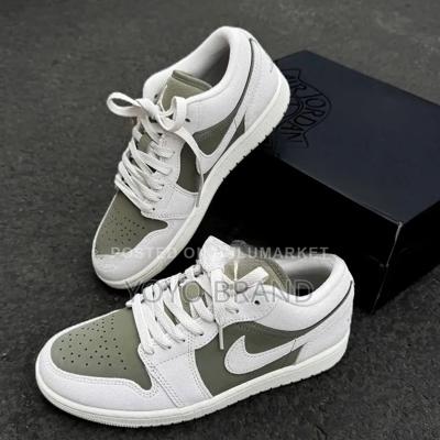 Nike Air Jordan 1 Low Se Medium Olive/Sail