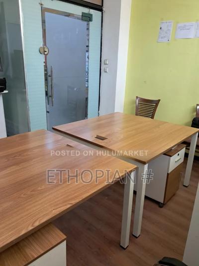 Office Desks/Table
