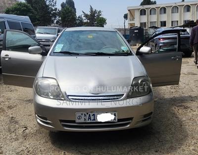 Toyota Corolla Sedan 2003 Gold