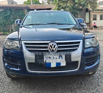 Volkswagen Touareg 2009 Blue