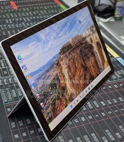 New Laptop Microsoft Surface Laptop 4 16GB Intel Core i7 SSD 512GB