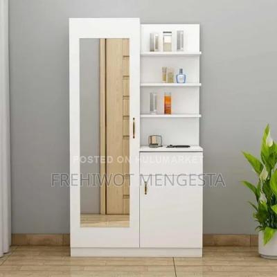 Dressing Shelf
