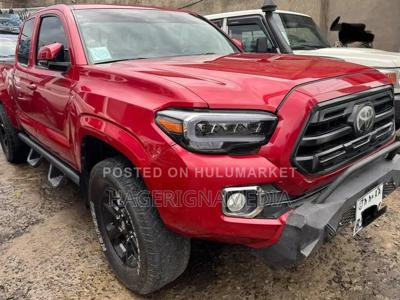 Toyota Tacoma 2018 Red