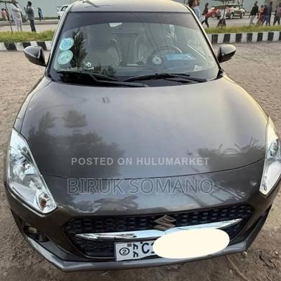 Suzuki Swift 2022 Gray