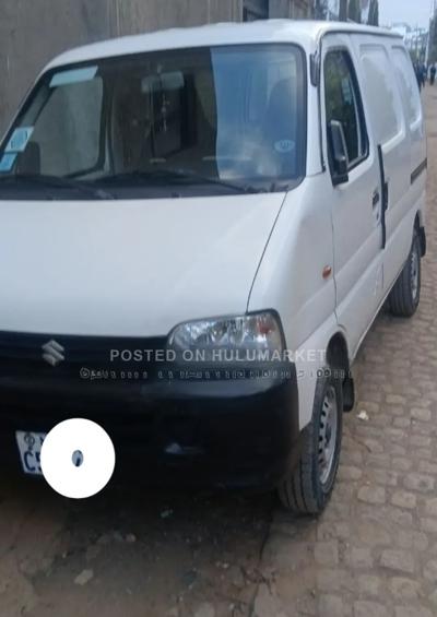 Suzuki Eeco 2023 Off white