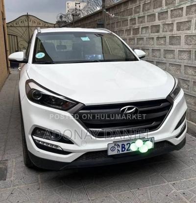 Hyundai Tucson 2018 White