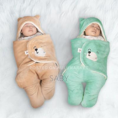 New Born Swaddling