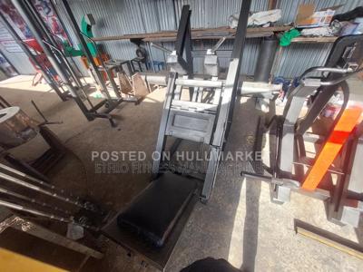 Gym Equipment Leg Press Machine Ready for Sale