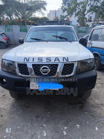 Nissan Patrol 2005 White