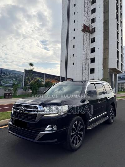 Toyota Land Cruiser 2011 Black