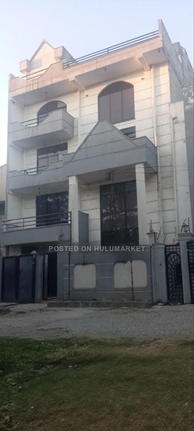 8bdrm House in Bole for sale