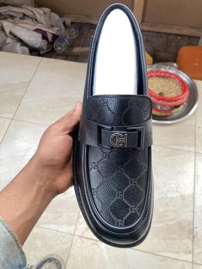 የወንዶች ምርጥ ጥቁር የቆዳ ሎፈር ጫማ (Loafers)