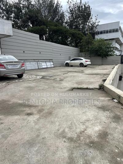 Car Showroom Bole for Rent!