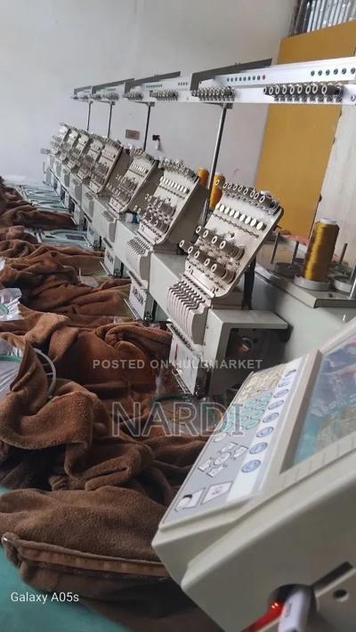 8 Head Embroidery Machine