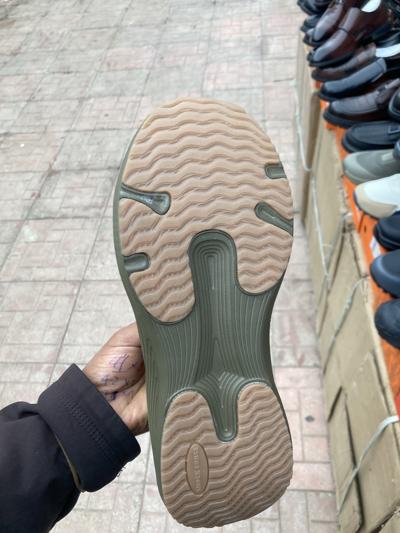 UAXX Waterproof Mid Boots (Brown):