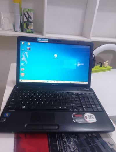 TOSHIBA
