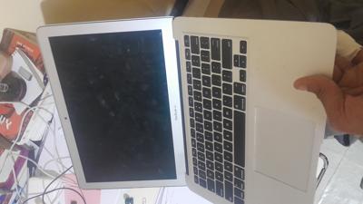 Macbook