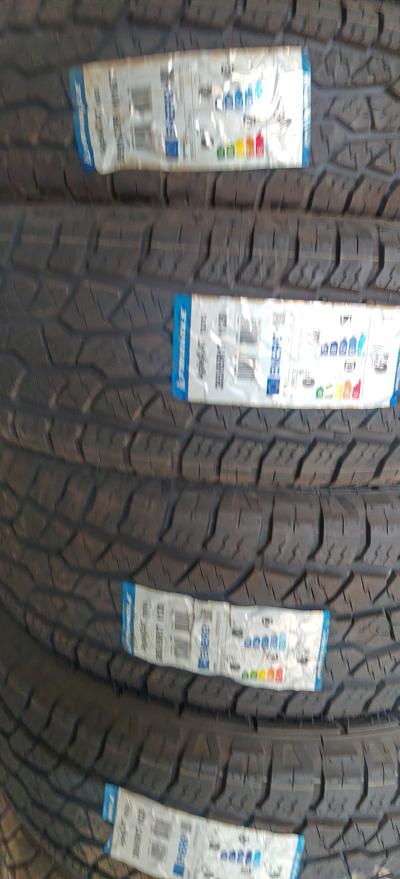 265 65 r17 Toyota Hilux pickup 🛻 and other cars tyre