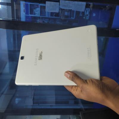 Samsung T555