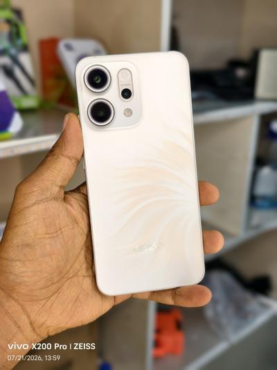 Oppo Reno 14 Phone