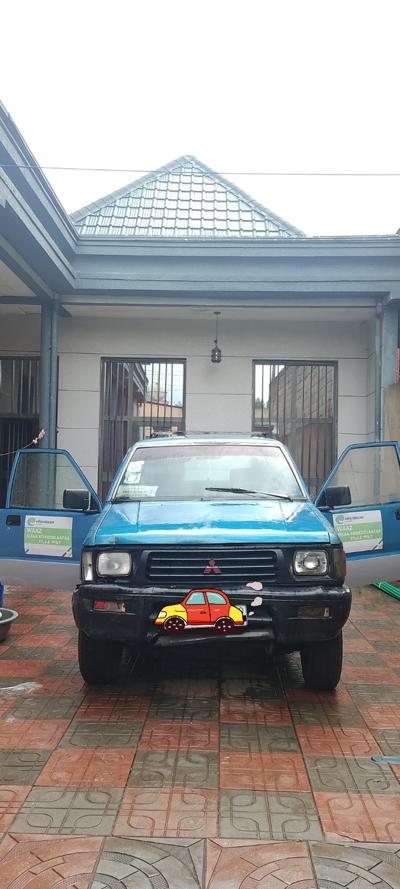 Mitsubishi L200 k34 2000 model